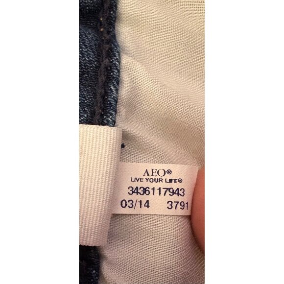 AMERICAN EAGLE WOMENS STRETCH JEAN DENIM BLUE SHORTS SIZE 4 - Picture 7 of 7